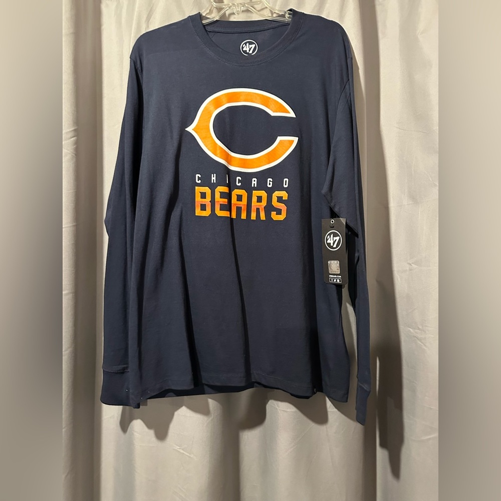 Chicago Bears long sleeve T-shirt.  NWT. Size L